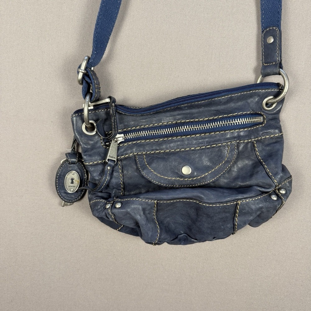 Vintage navy blue leather crossbody bag from Fossil